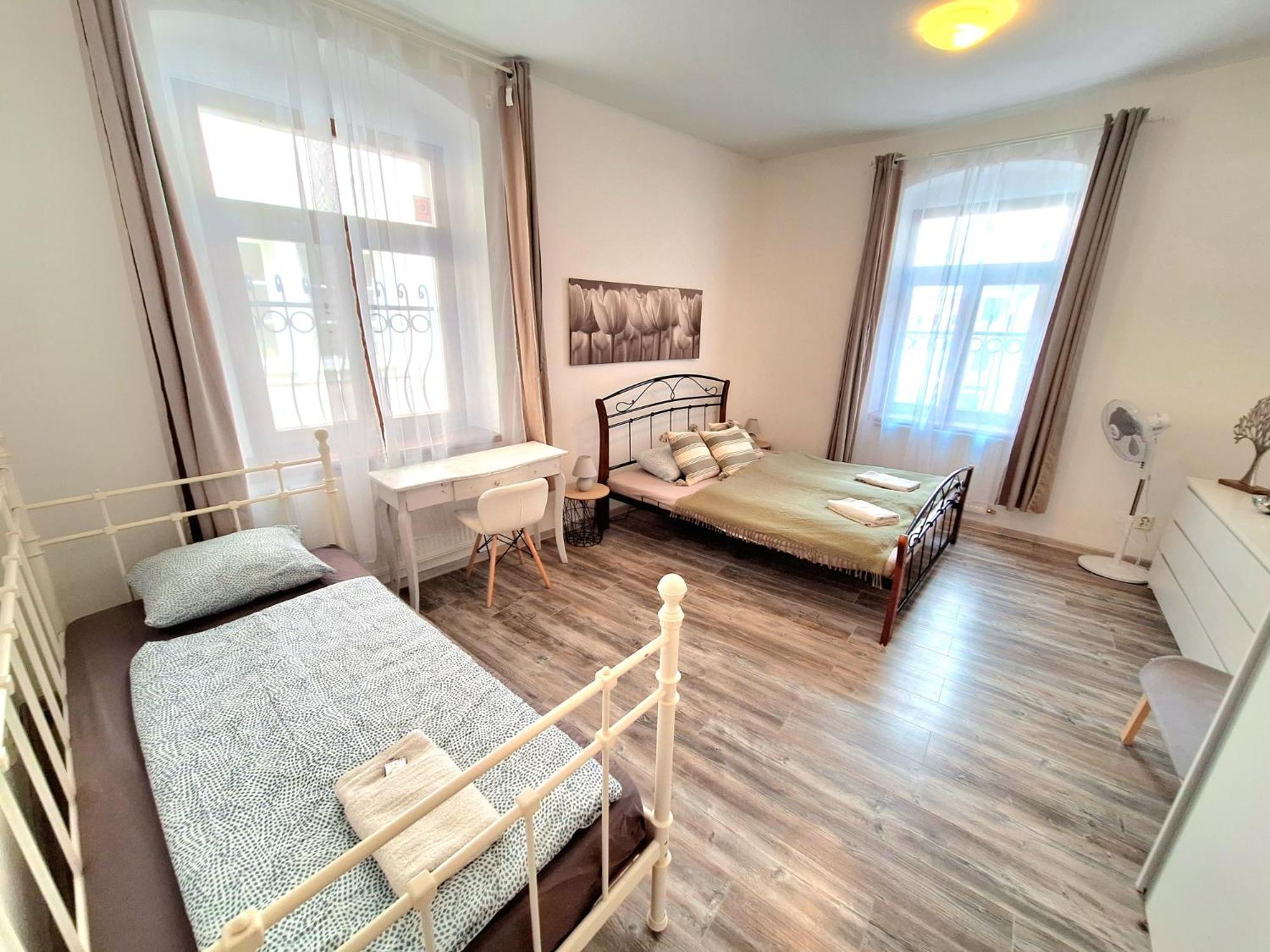 Apartment Emma - Old Town Bratysława Zewnętrze zdjęcie