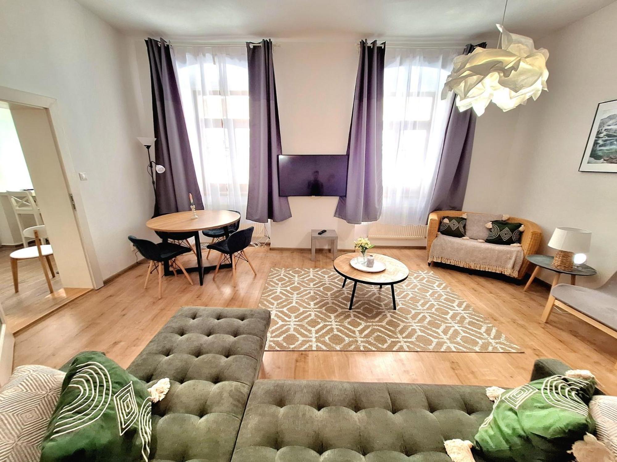 Apartment Emma - Old Town Bratysława Zewnętrze zdjęcie