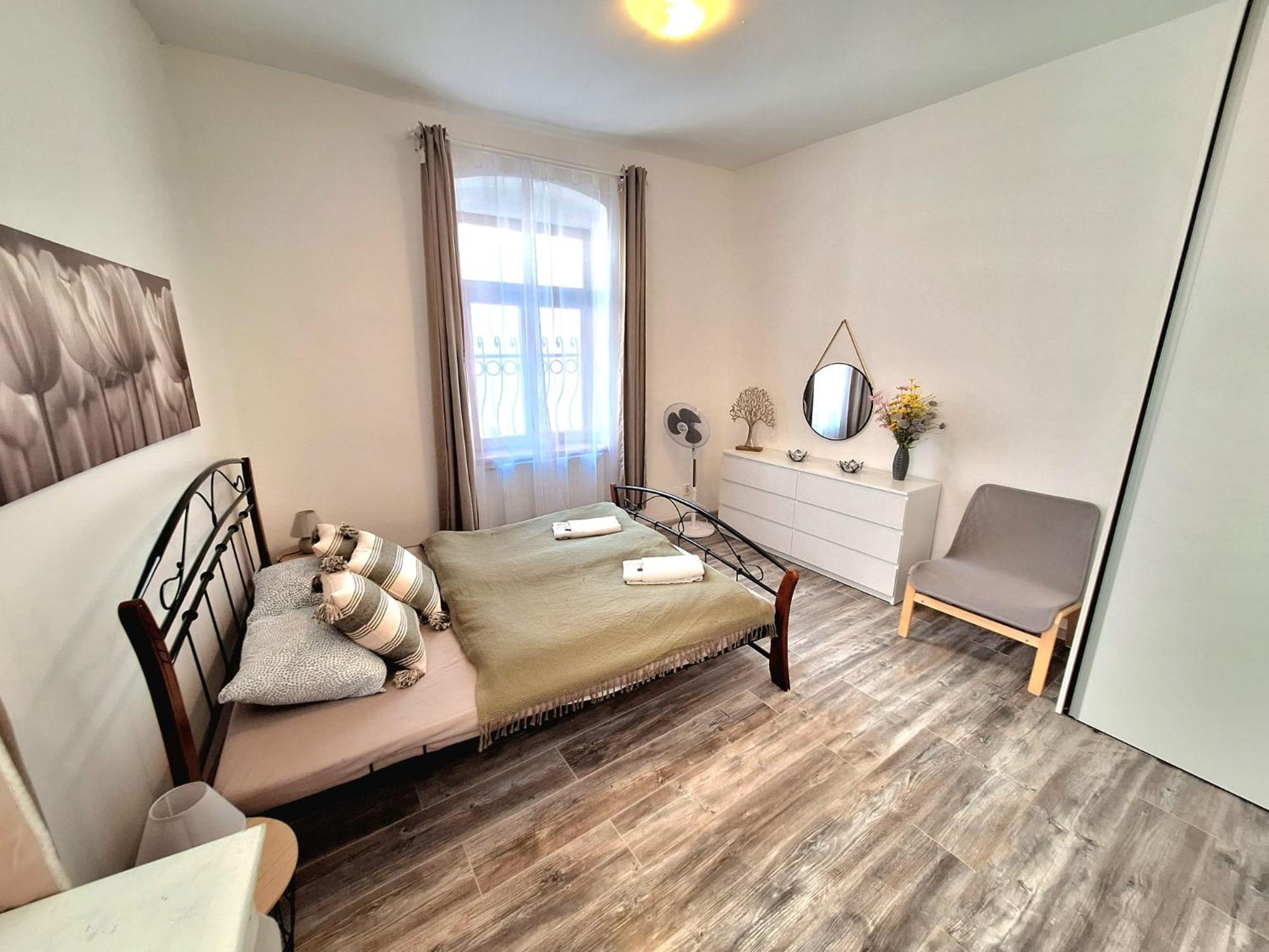 Apartment Emma - Old Town Bratysława Zewnętrze zdjęcie